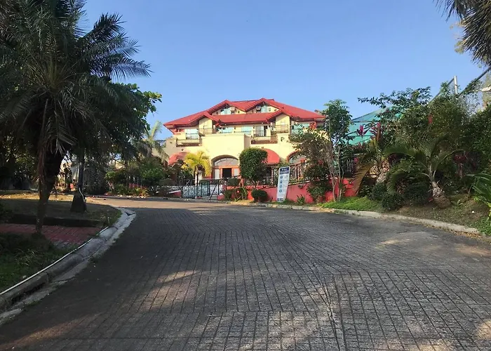 Ang Tahanan Ni Aling Meding Hotel And Restaurant