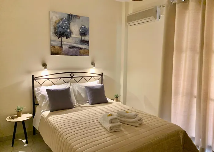 Costas Rooms