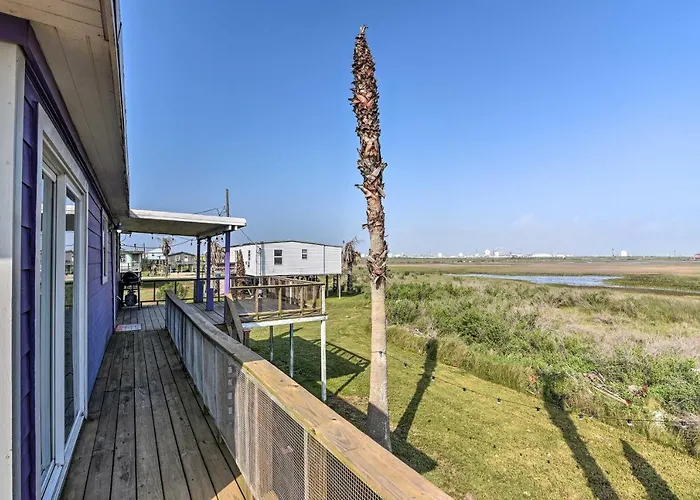 4 Blocks To Ocean: Water-View Surfside Beach Home!