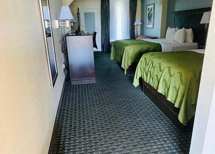 Quality Inn & Suites Miramar Beach