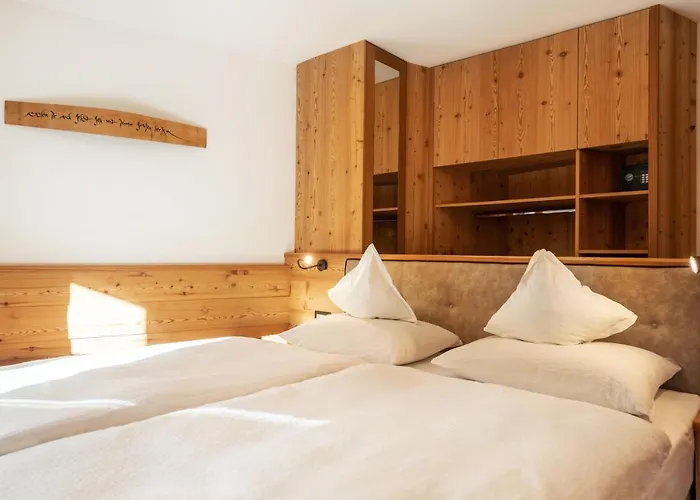 Garni Hotel Geier