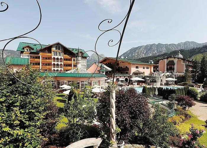Traumhotel Liebes Rot-Fluh