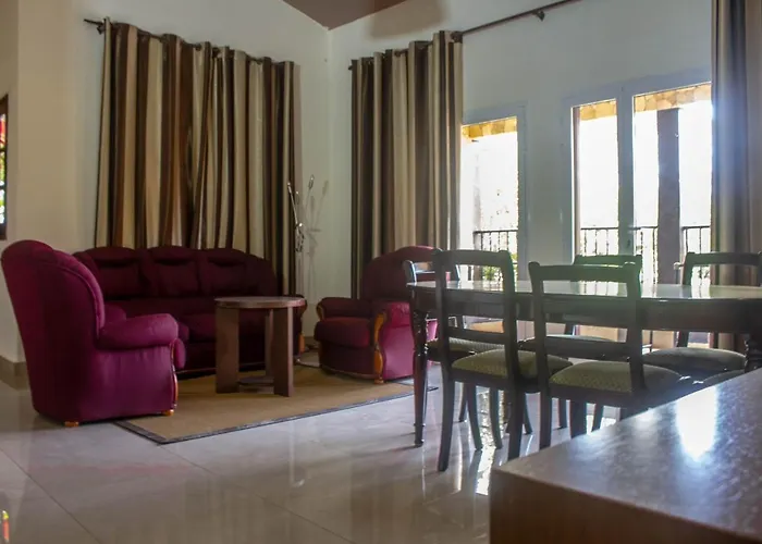 Iris Hotel