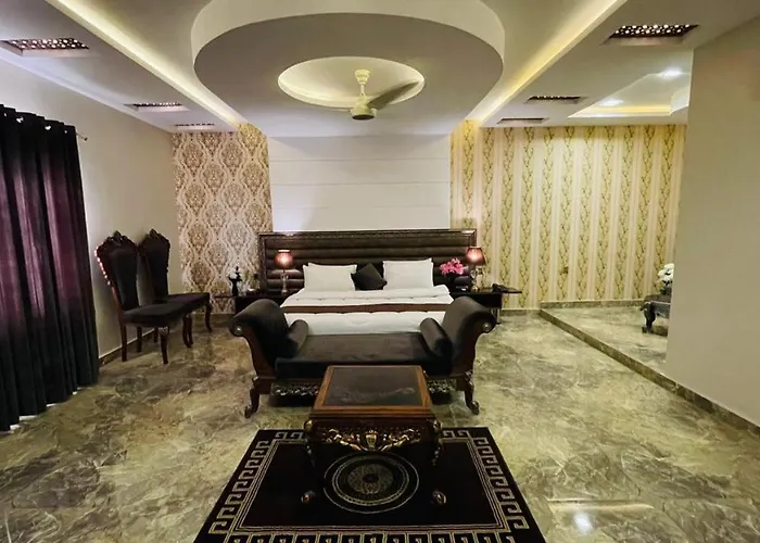 Golden Sand Hotel Rahim Yar Khan