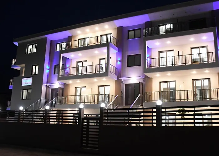 Theano Luxury Suites Nikiti