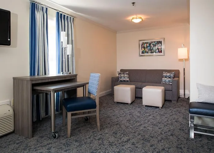Union Bluff Hotel & Meeting House