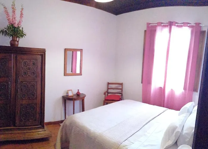Casa Dos Pingos De Mel