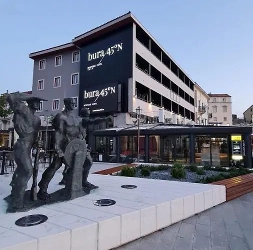 Boutique Hotel Bura 45N