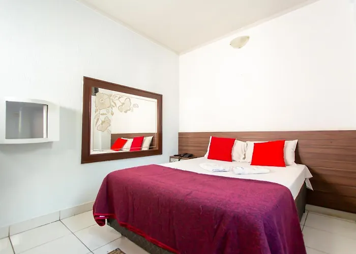 Hotel Cambará