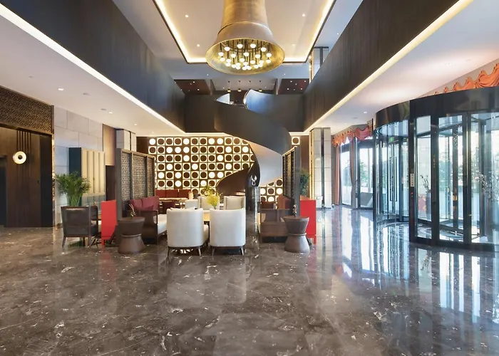 Ramada By Wyndham Diqing
