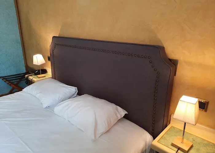 Logis Hotel Restaurant Le Medicis