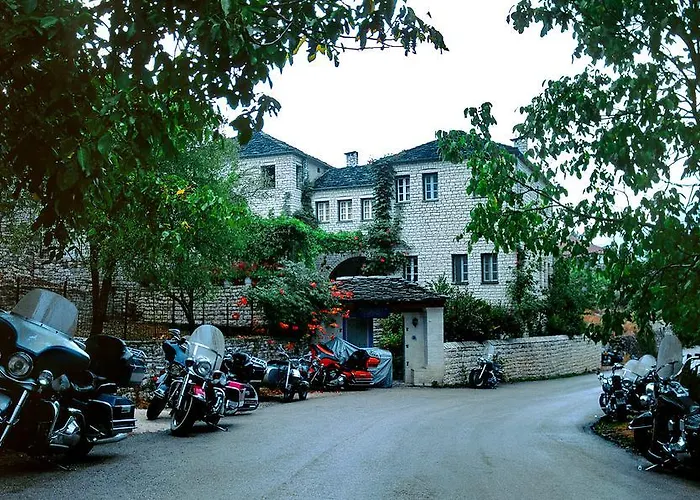 Zissis Hotel