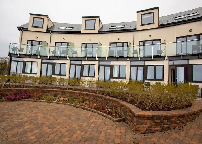 Strandhill Boutique Hotel Lodge And Suites