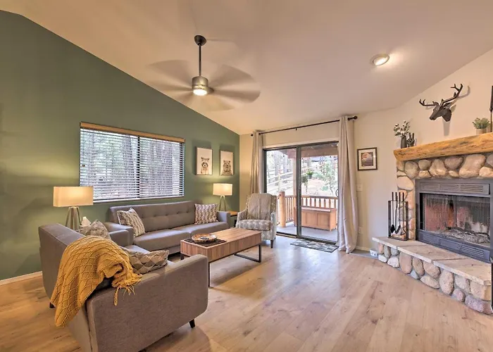 Trail Access: Pet-Friendly Cabin In Show Low!