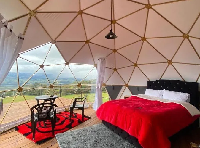 Glamping hermoso amanecer