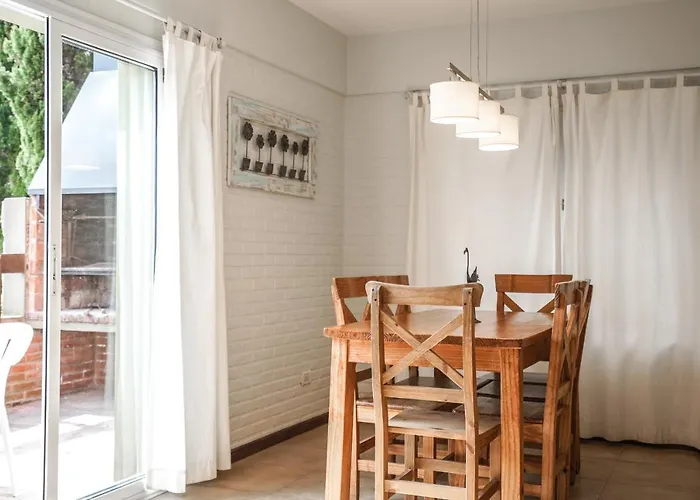 Valeria House Rental Suites