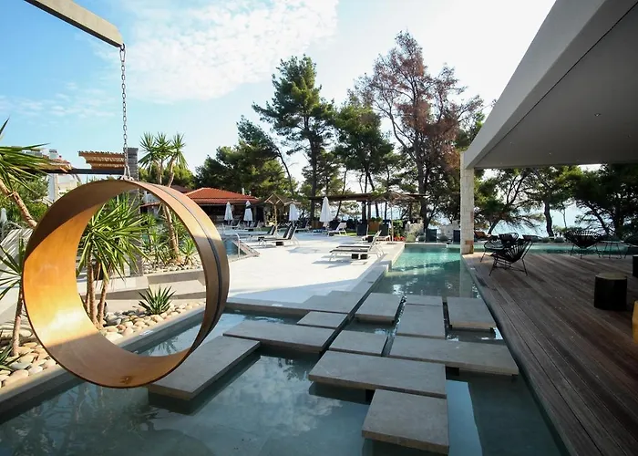 Nostos Hotel