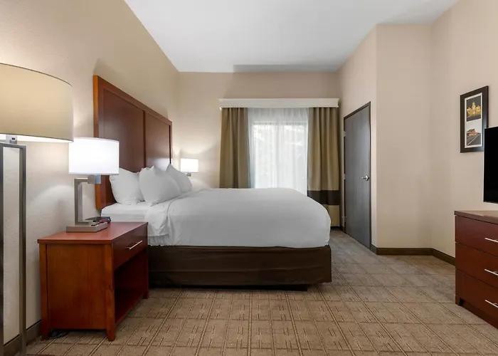 Comfort Inn & Suites North Mankato