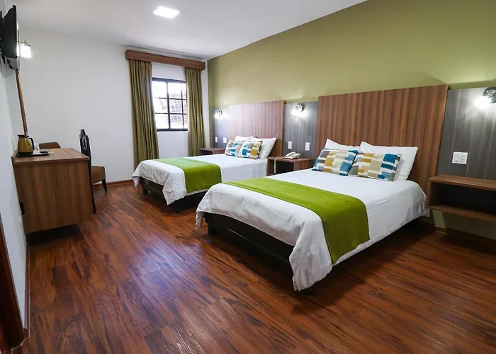 Hotel Puerta Del Sol