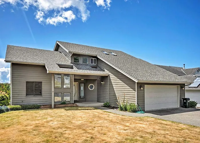Pacific Ocean View! Chic Coos Bay Home