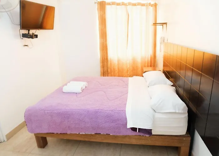 Hostal Suenos Brena