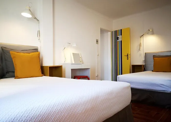 Bulldog Inn - Duna Parque Group