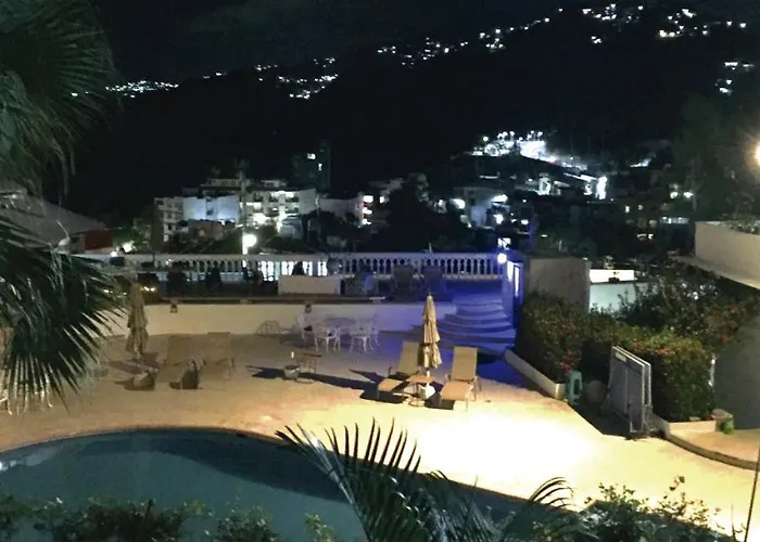 Villa Costa Chica Comodisimo piscina gigante jardines