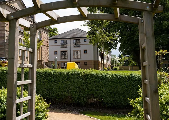 Inverness City Suites