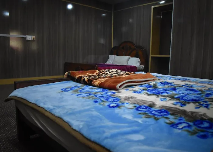 Tourist World Hotel Gilgit