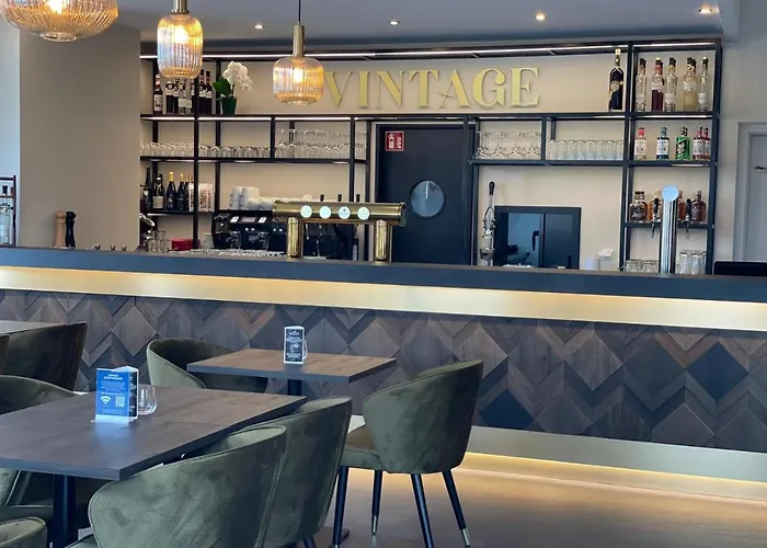 Hotel Vintage Cafe & Weinbar