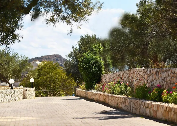Phaistos Hotel