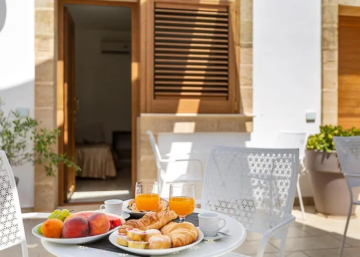 Lido Marini Rooms