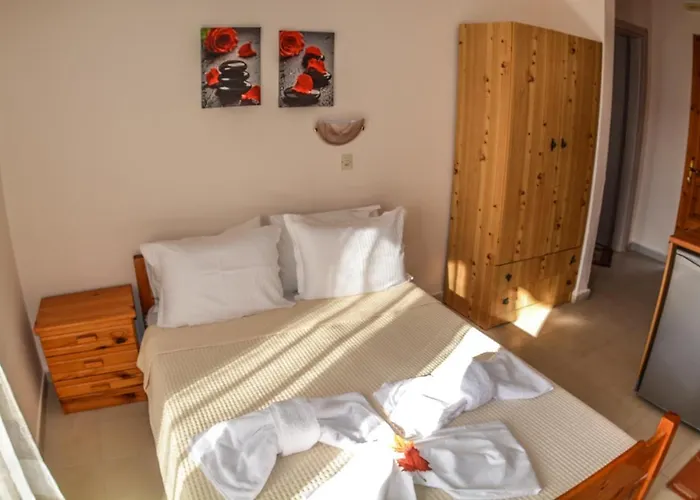 Thalia Rooms