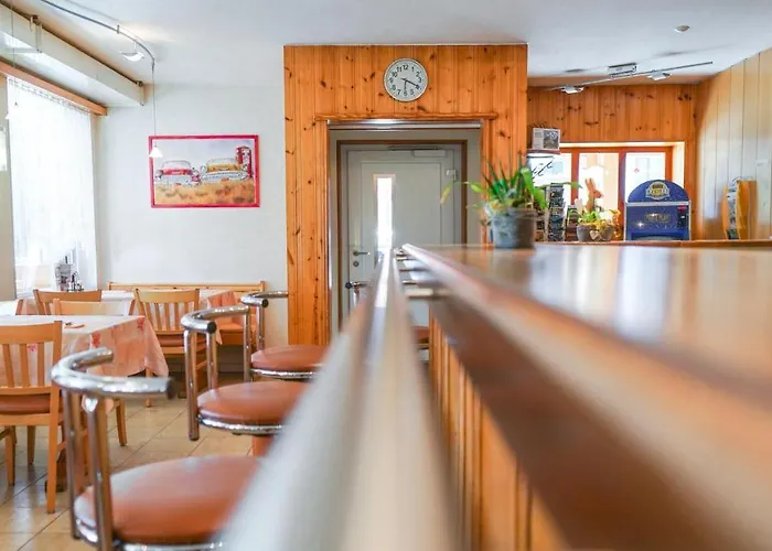 Hotel Alpina