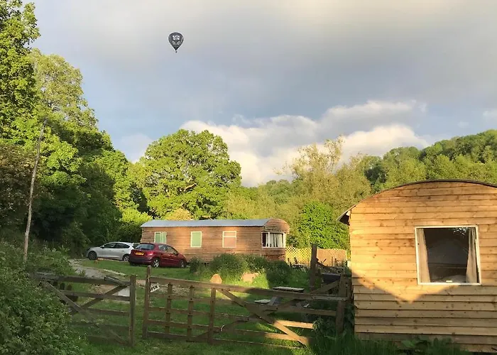 Shepherds Huts at Ham Hill: Lakeside Retreat with Pet-Friendly Cottages