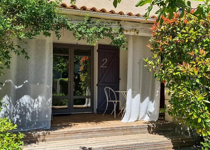 Hotel Sous Les Figuiers