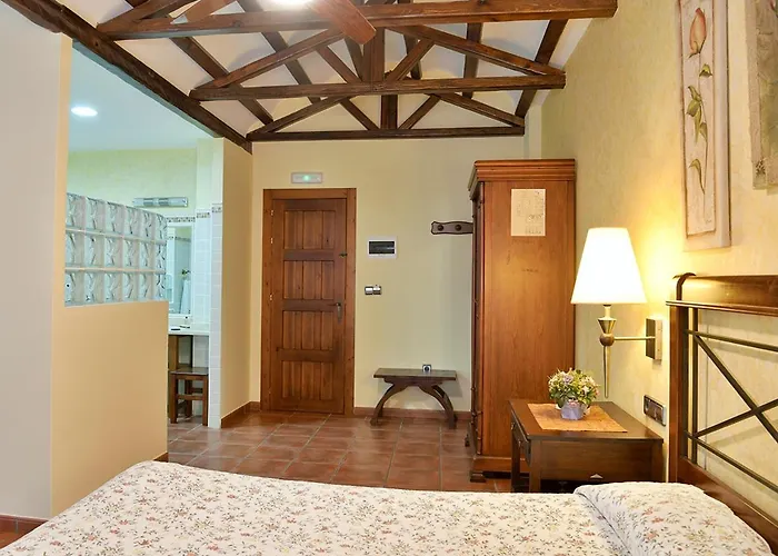 Hotel Rural La Moragona