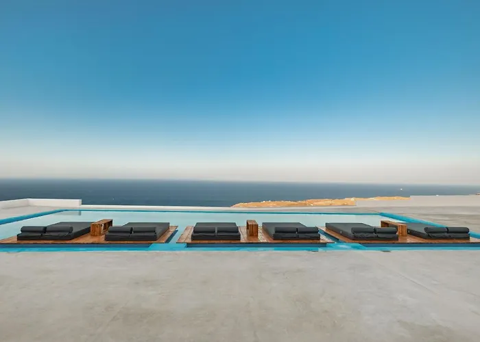 Oyster Luxury Suites