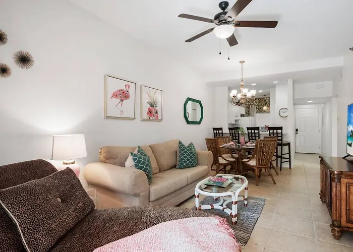 Royal Palm 203