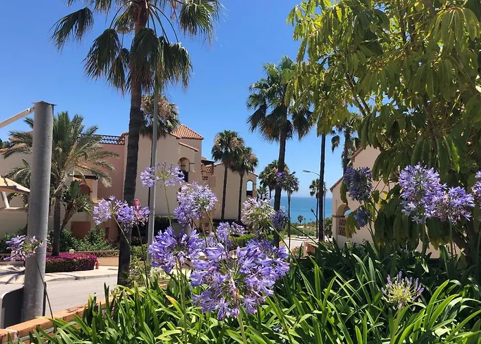 Fantástico Apartamento con vistas al mar zona Club la Costa Castillo Fuengirola