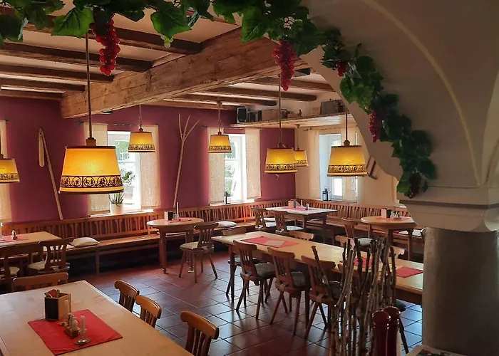 Der Heurige Im Gasthaus Zum Loewen