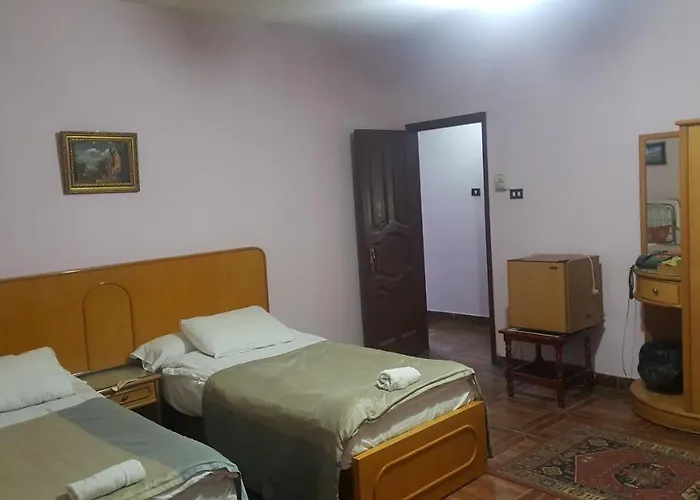 High Way Hotel