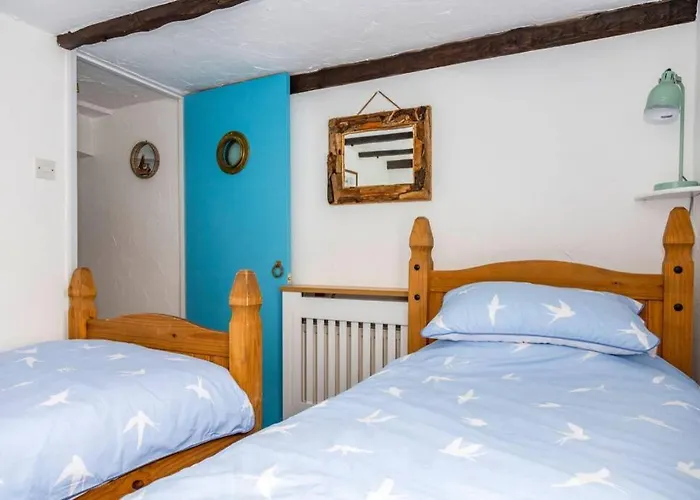 Smuggler'S Cottage - Autumn Special - Book 3 Nights In September, October Or November And Enjoy Your 4Th Night Completely Free!