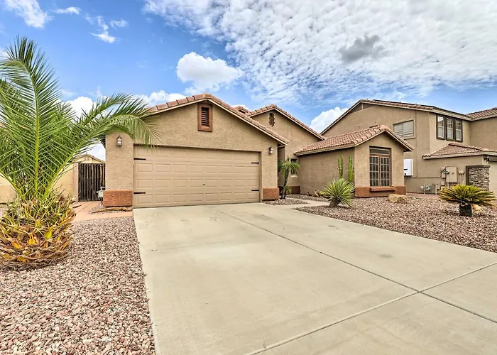 Bbq-Ready Oasis Near Golfing + Surprise Stadium!