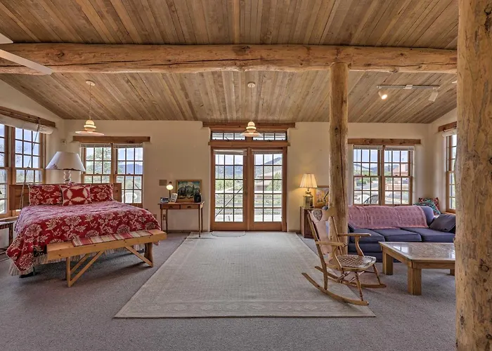 Hike & Relax: Prescott Studio W/ Thumb Butte Views