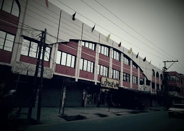 Hotel Deluxe