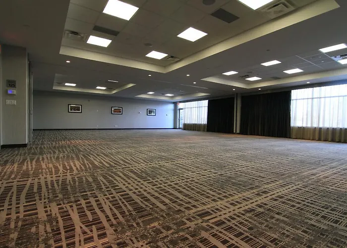 Hampton Inn & Suites Airdrie