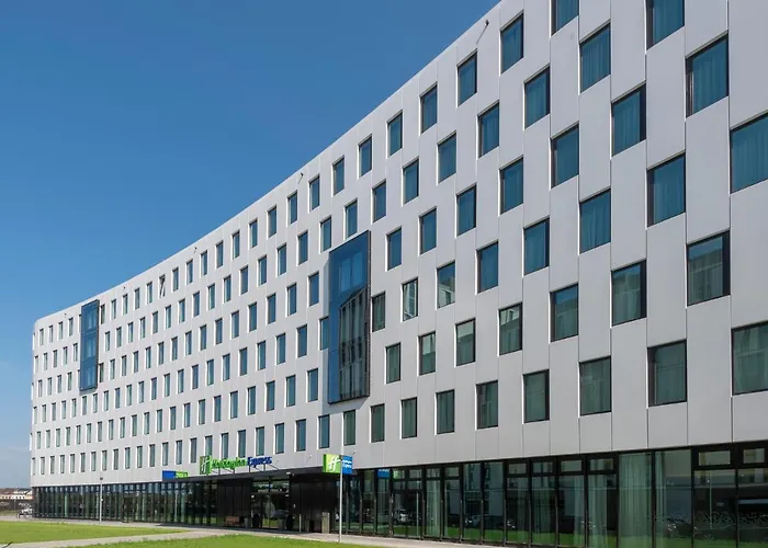 Holiday Inn Express Düsseldorf - Hauptbahnhof, an IHG Hotel