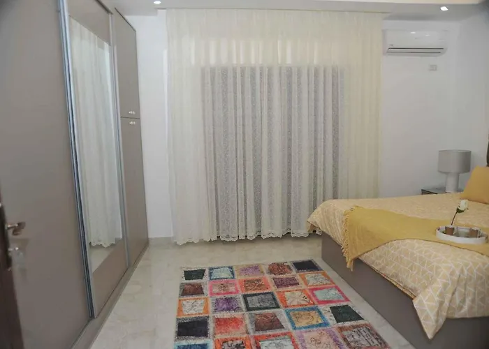 Amazing One Bedroom Apartment In Amman Elwebdah 6