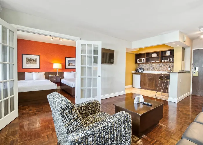 Town Inn Suites Hotel